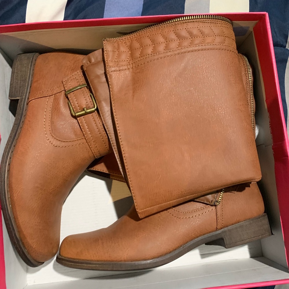 Women’s knee high boots